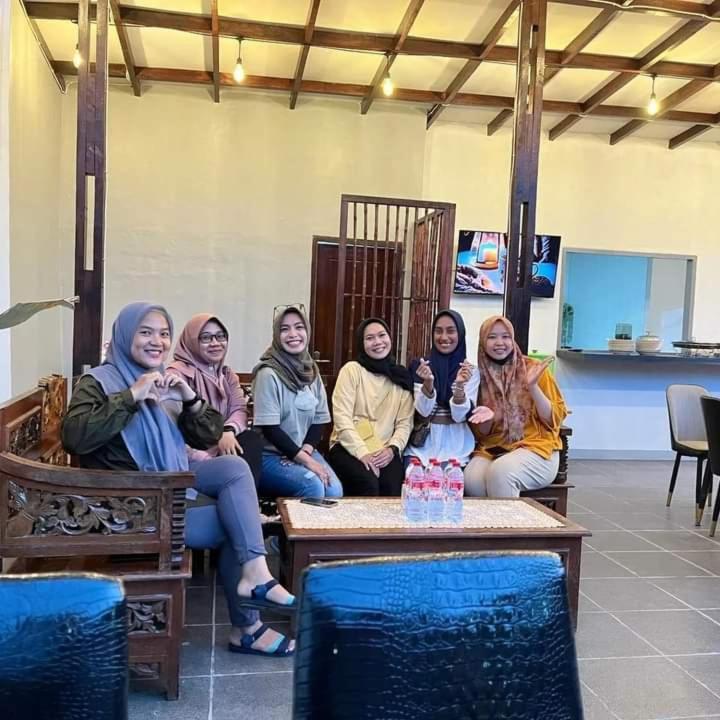 סורונג Baronda Guest House מראה חיצוני תמונה