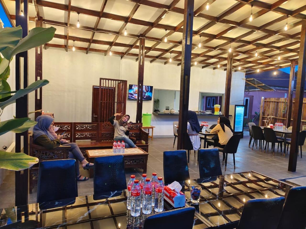 סורונג Baronda Guest House מראה חיצוני תמונה