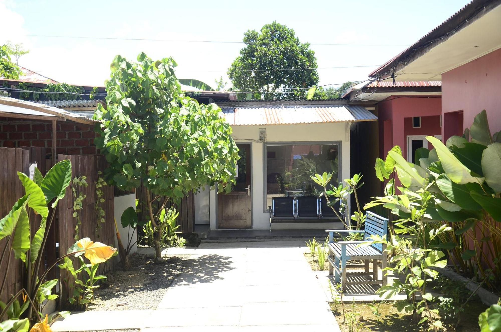 סורונג Baronda Guest House מראה חיצוני תמונה